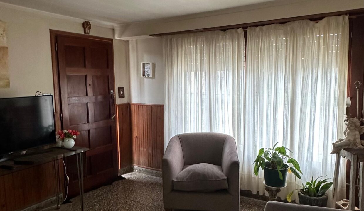 WhatsApp Image 2024-09-25 at 11.43.31 (1)