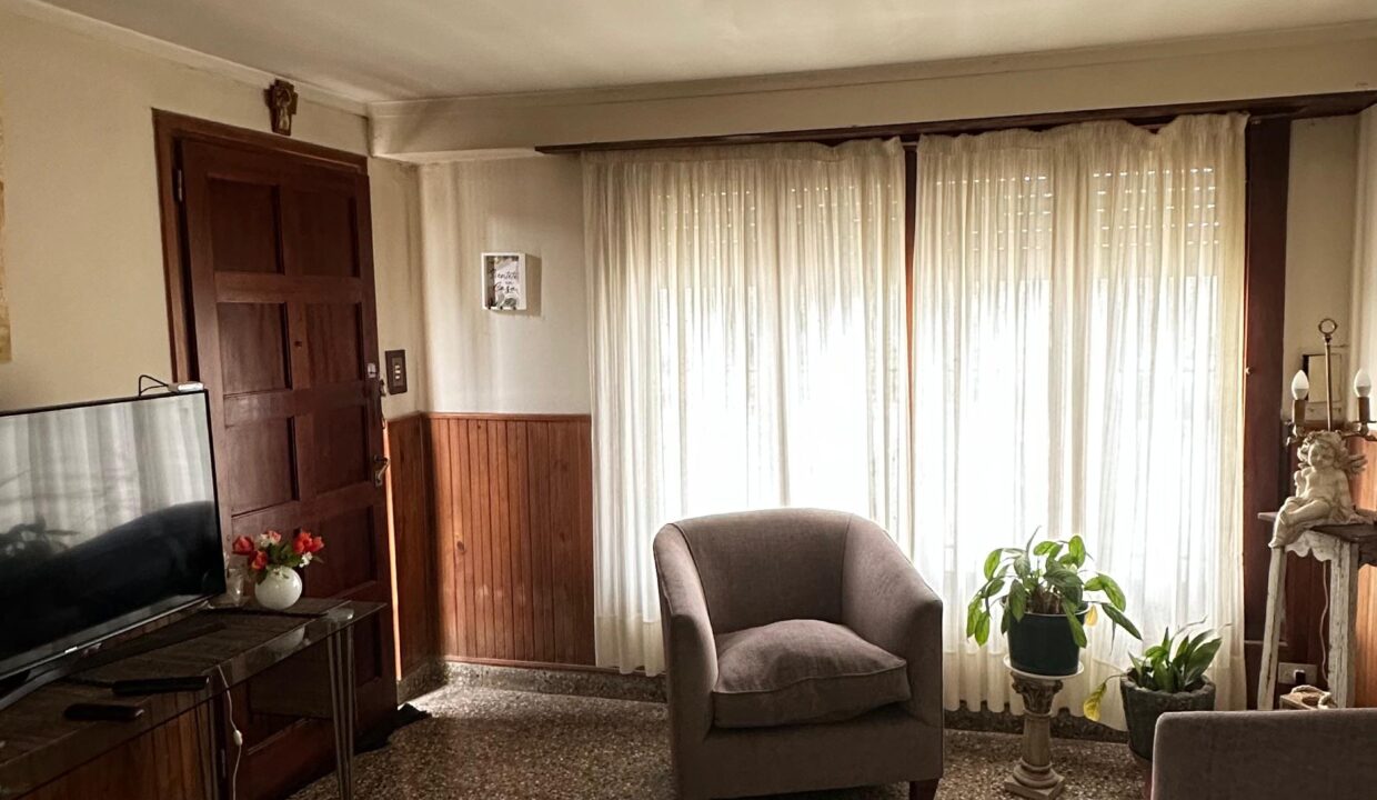 WhatsApp Image 2024-09-25 at 11.43.43