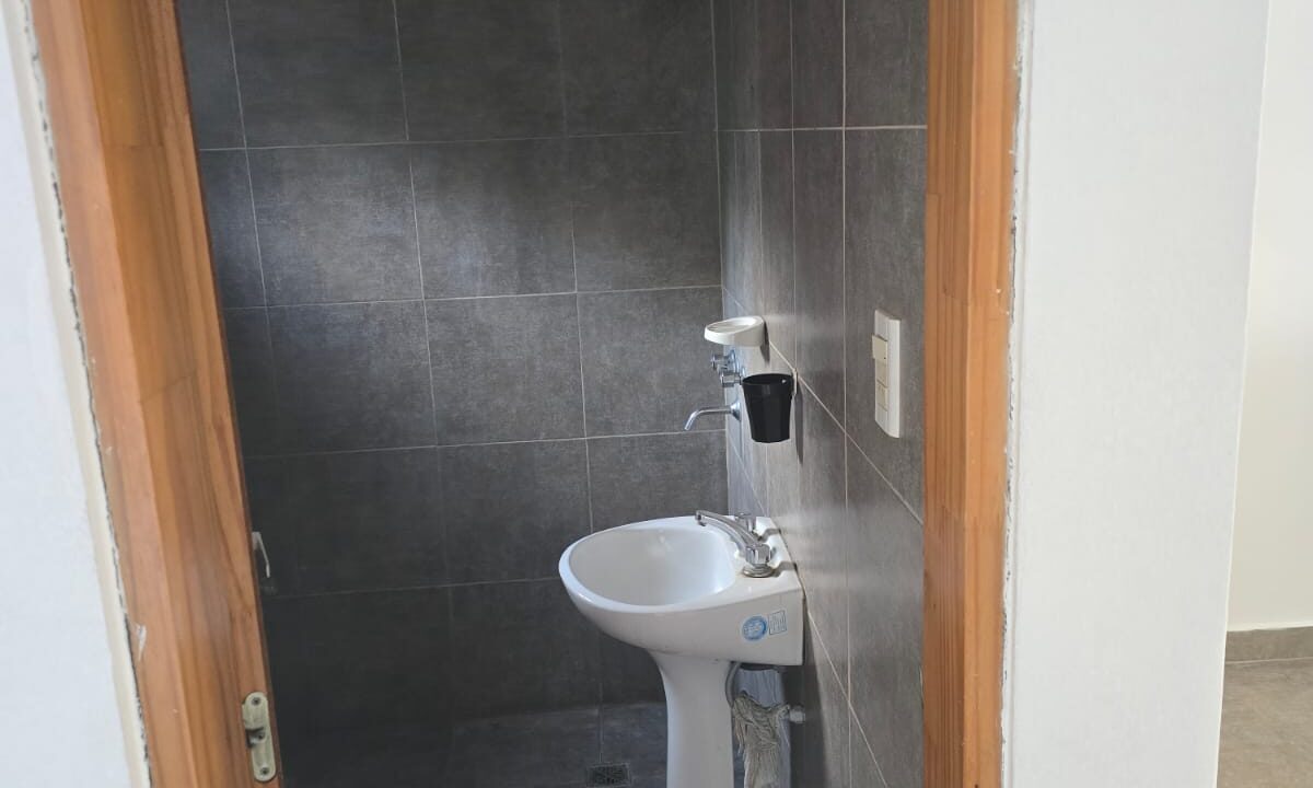 WhatsApp Image 2025-04-11 at 08.28.18