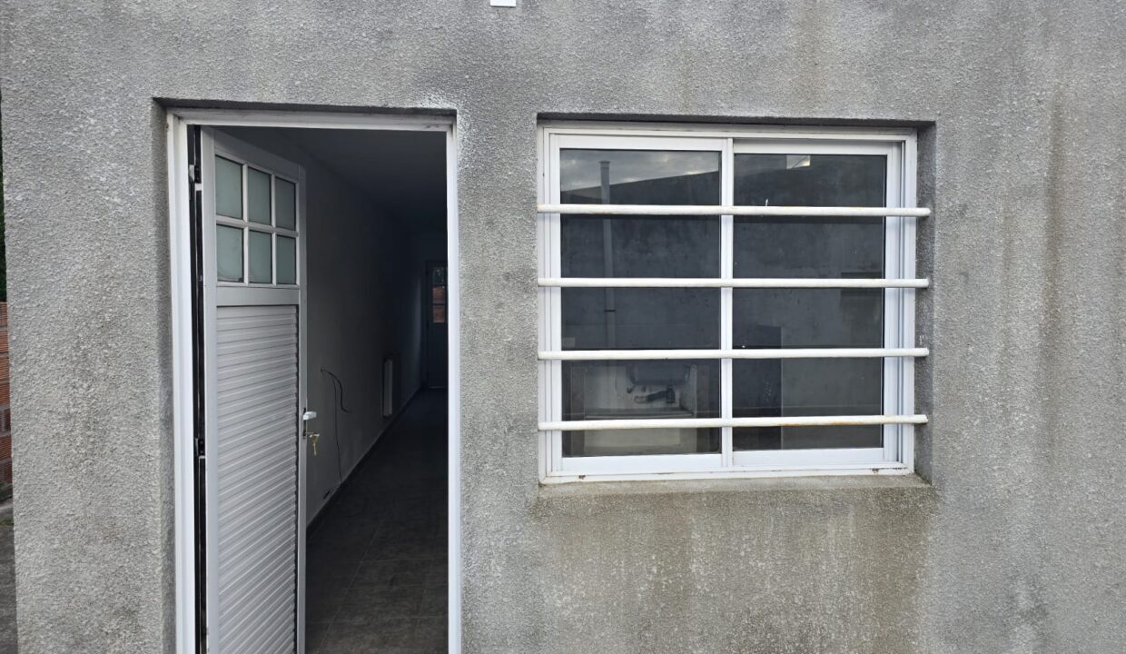 WhatsApp Image 2025-04-11 at 08.28.18 (2)