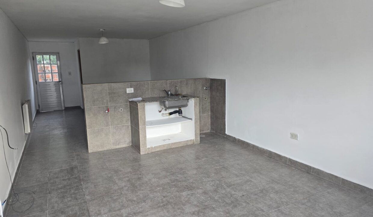 WhatsApp Image 2025-04-11 at 08.28.19