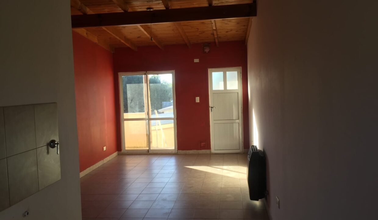 WhatsApp Image 2025-04-11 at 09.08.41