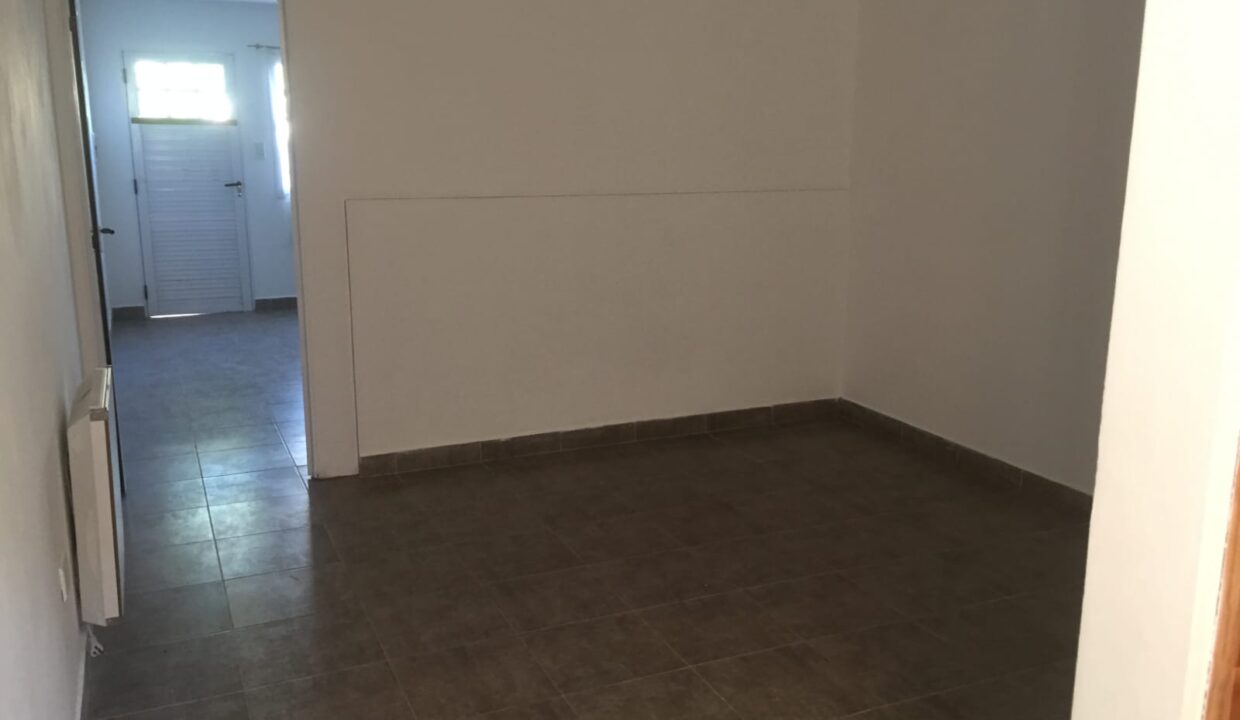 WhatsApp Image 2025-04-11 at 09.12.05