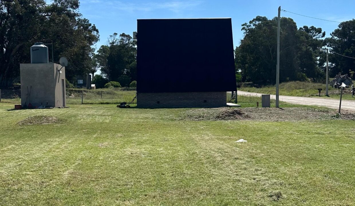 WhatsApp Image 2025-09-05 at 09.07.51 (1)