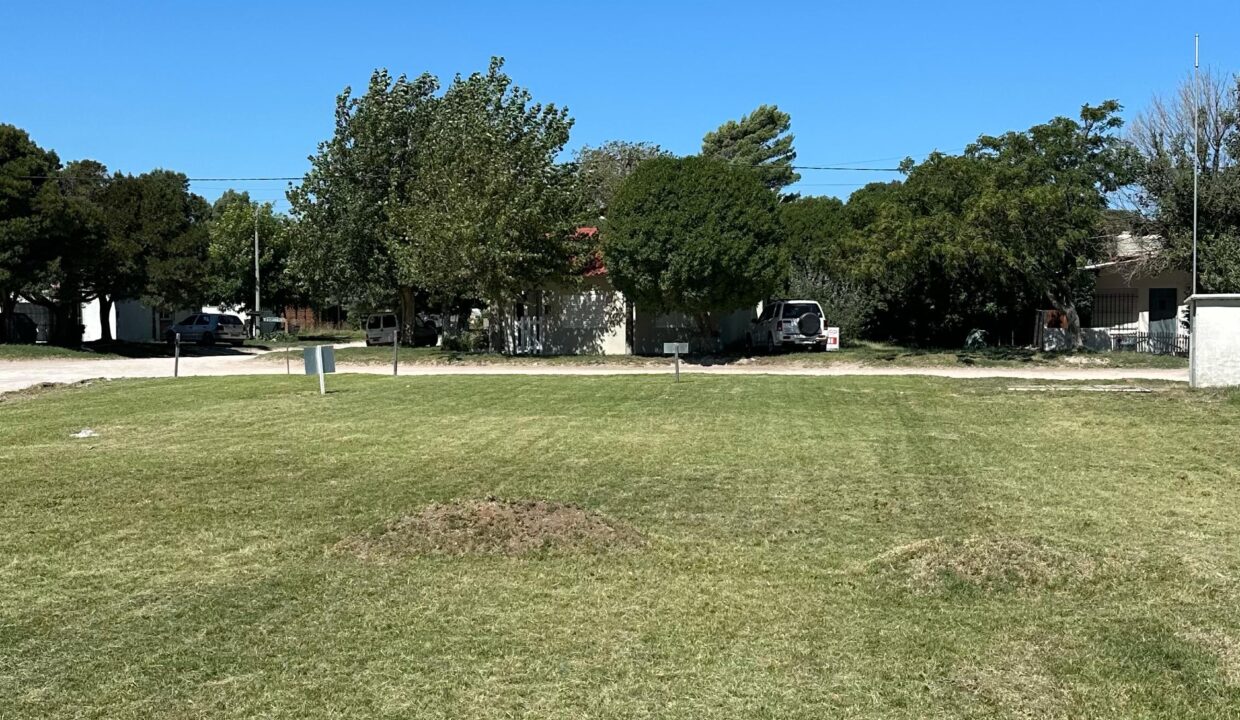 WhatsApp Image 2025-09-05 at 09.07.51 (2)